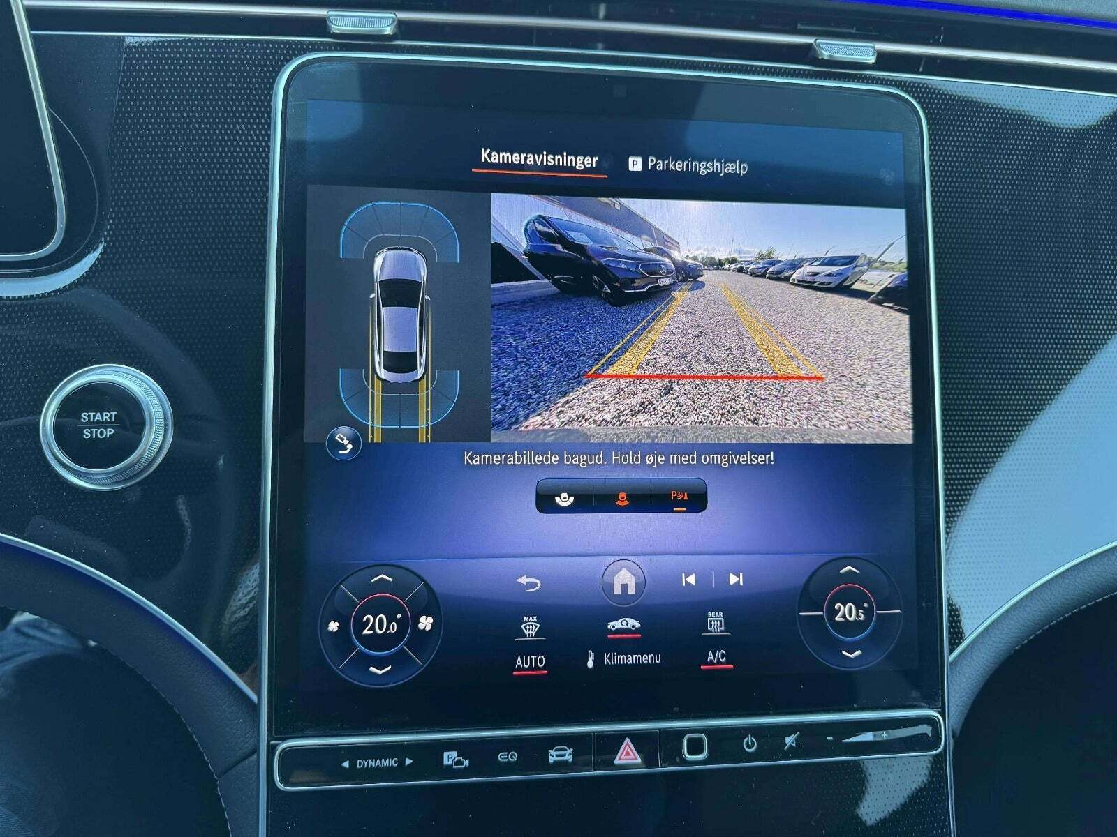 Grå Mercedes EQE350 fra 2023