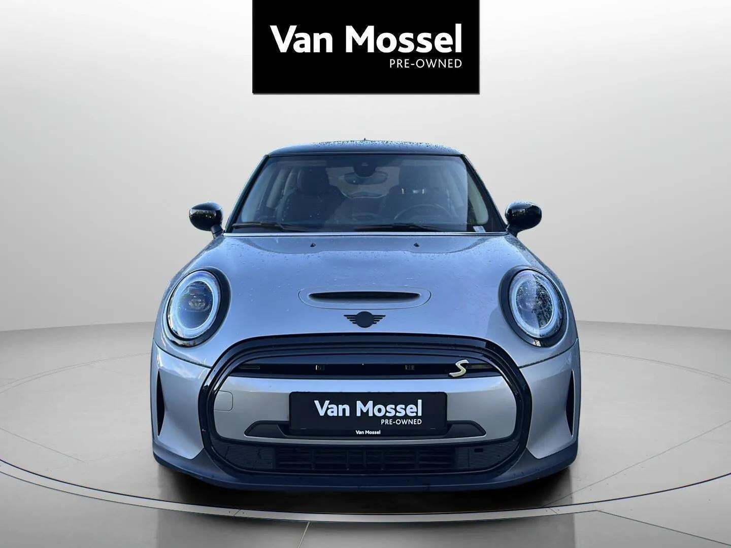 Mini Cooper SE Classic Trim