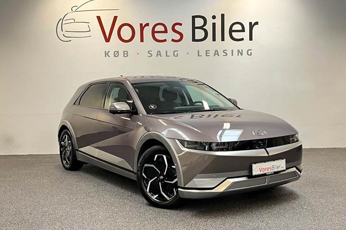 Grå Hyundai Ioniq 5 fra 2022 set udefra