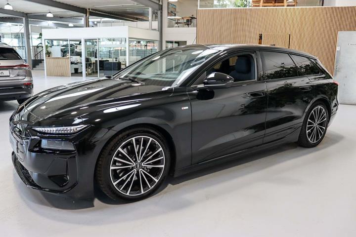 Sort Audi A6 e-tron fra 2025