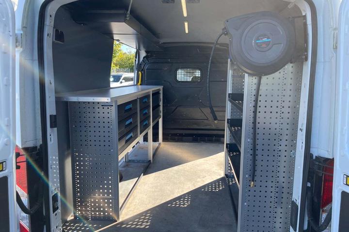 Hvid Ford Transit 350 L2 Van fra 2017