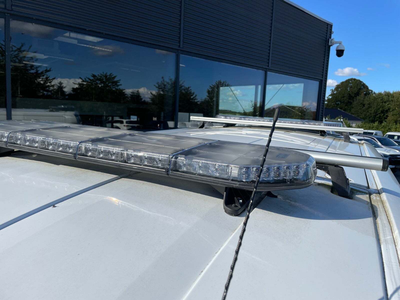 Hvid Ford Transit 350 L2 Van fra 2017