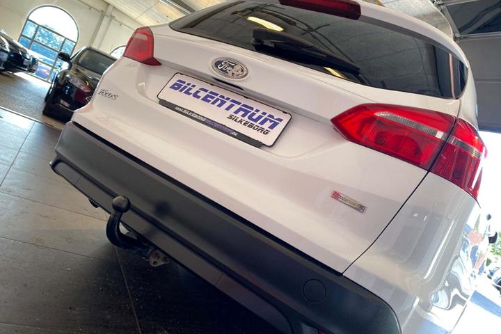 Hvid Ford Focus fra 2015