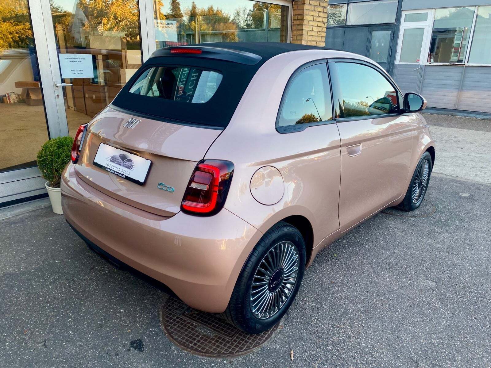 Fiat 500e 42 Icon Cabrio