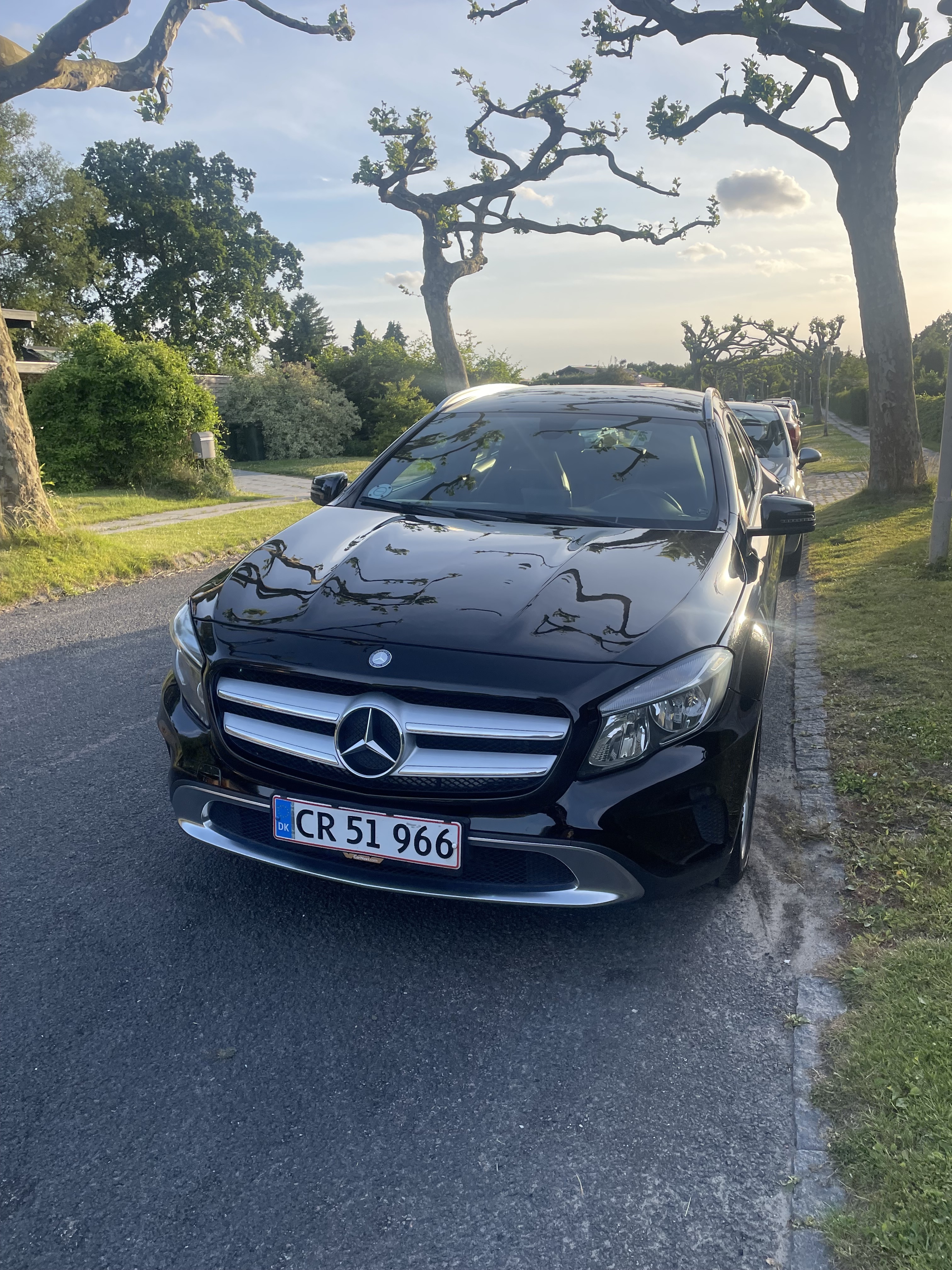 Sort Mercedes GLA fra 2016