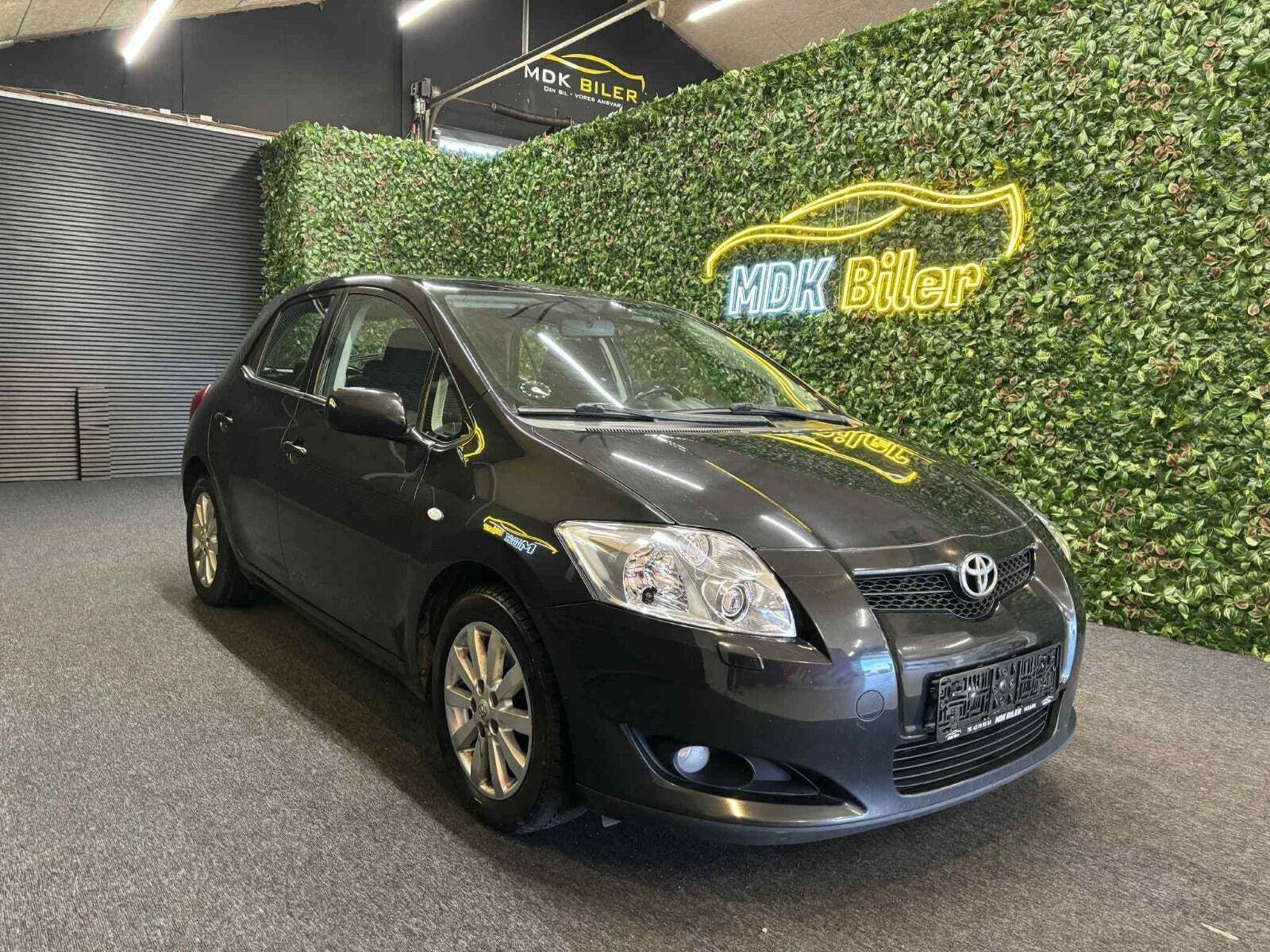 Toyota Auris 2,0 D-4D Luna