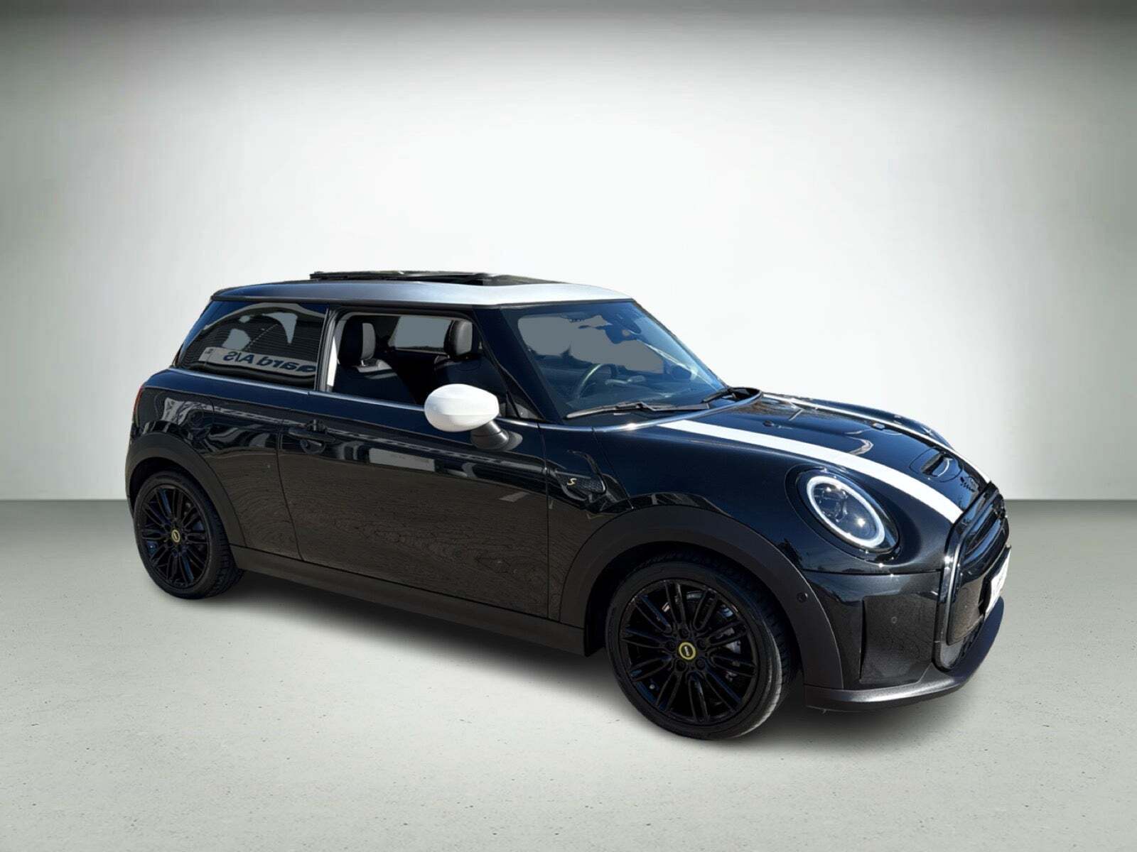 Mini Cooper SE Classic Trim