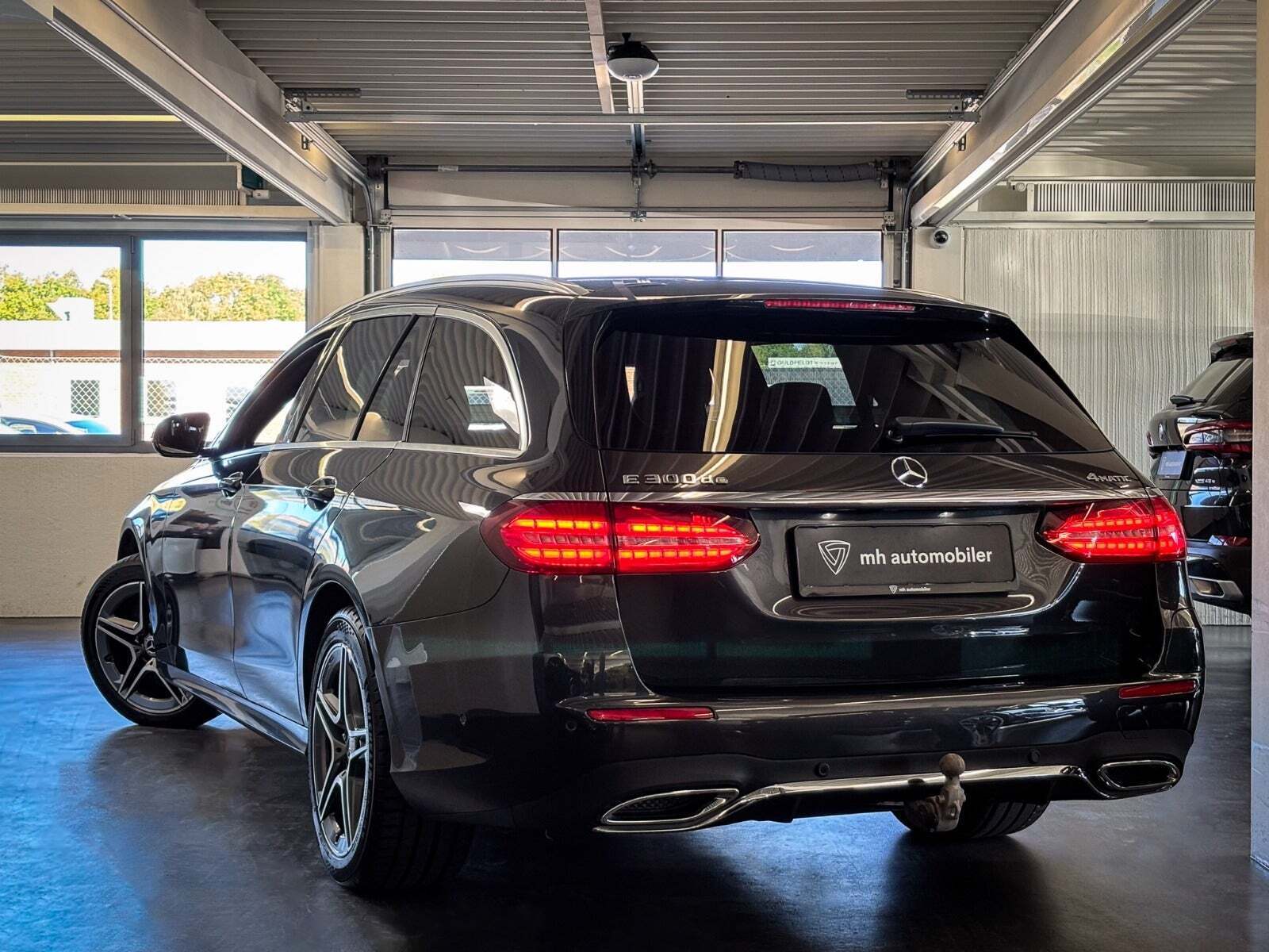 Mercedes E300 de 2,0 AMG Line stc. aut. 4Matic