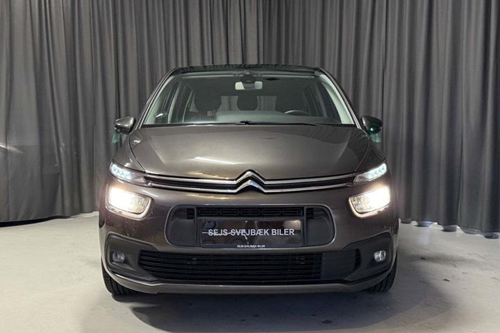 Grå Citroën Grand C4 SpaceTourer fra 2019 set udefra