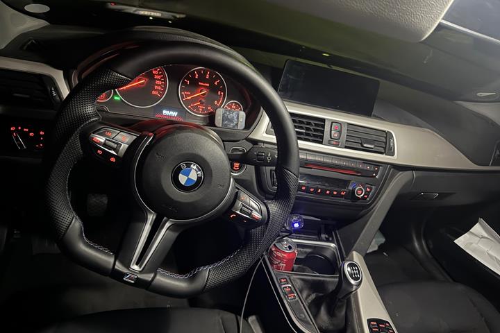 Sort BMW 3-Serie fra 2015
