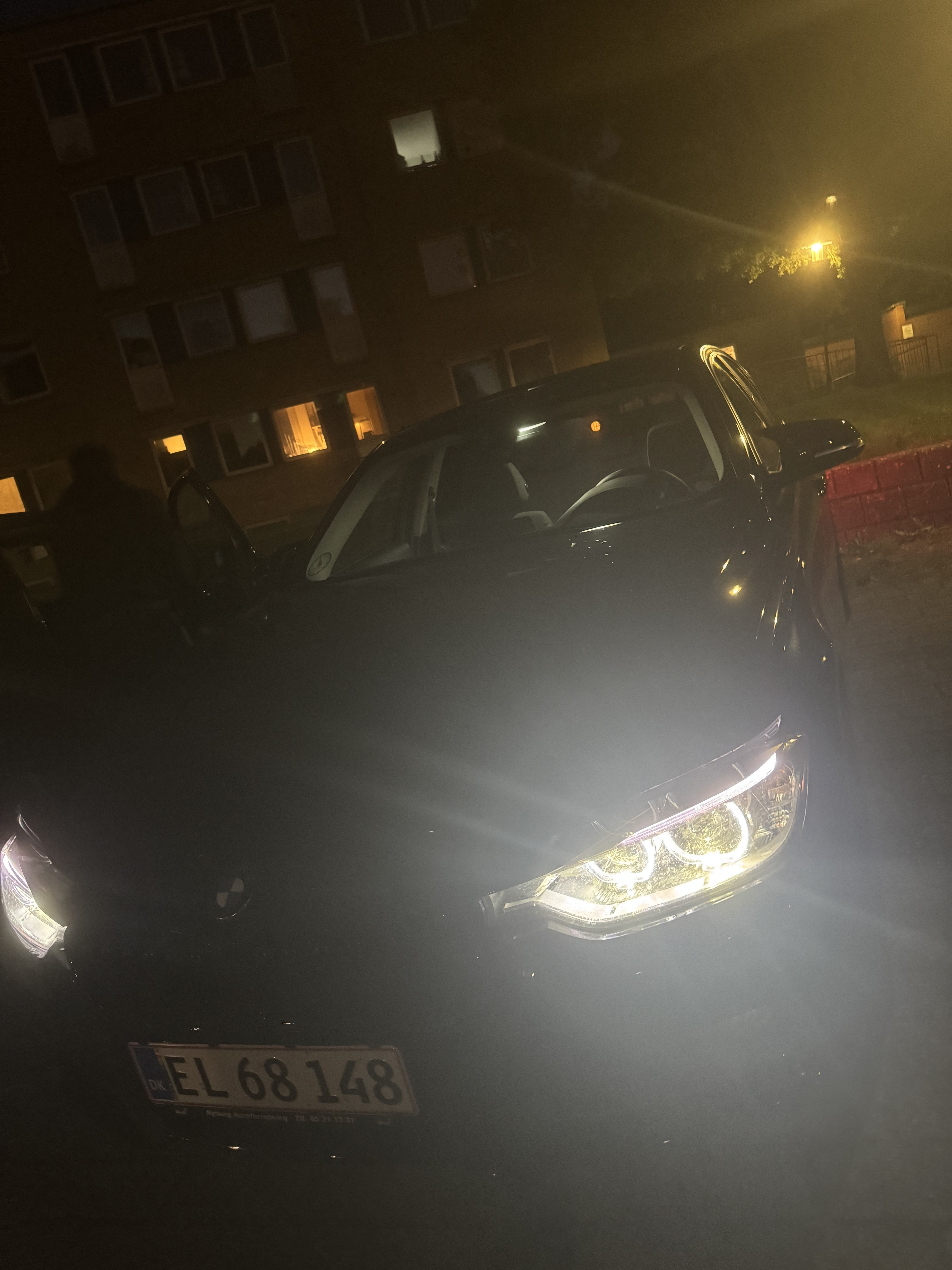 Sort BMW 3-Serie fra 2015