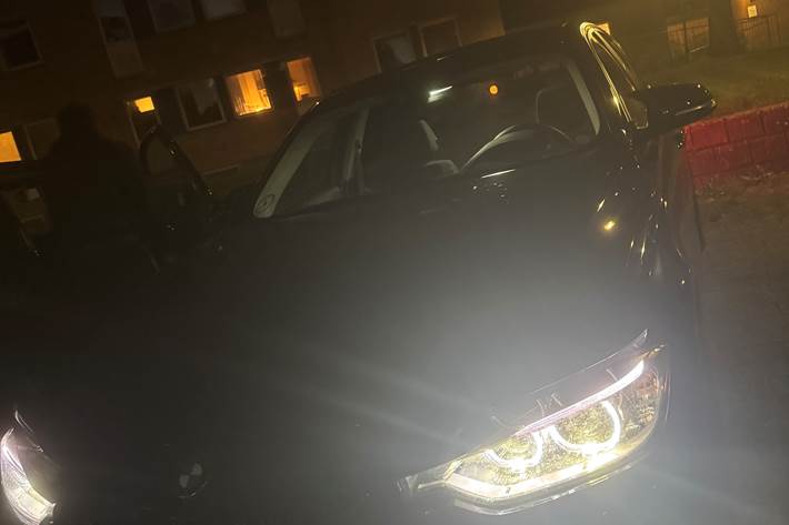 Sort BMW 3-Serie fra 2015