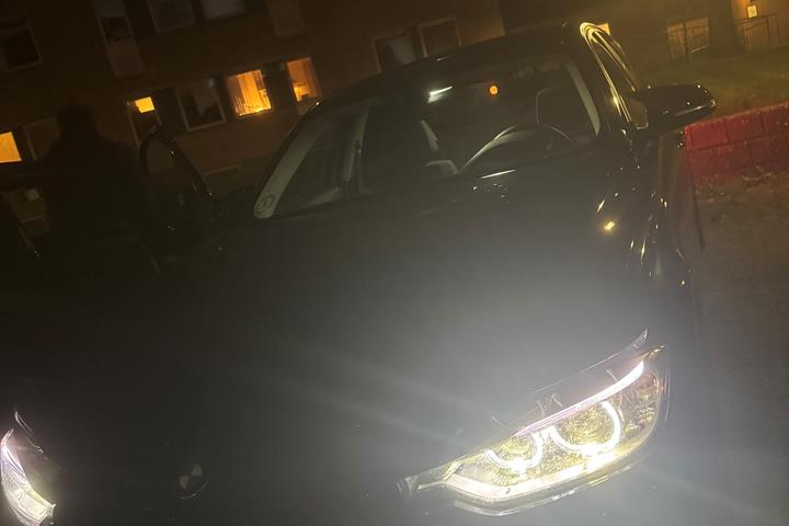 Sort BMW 3-Serie fra 2015