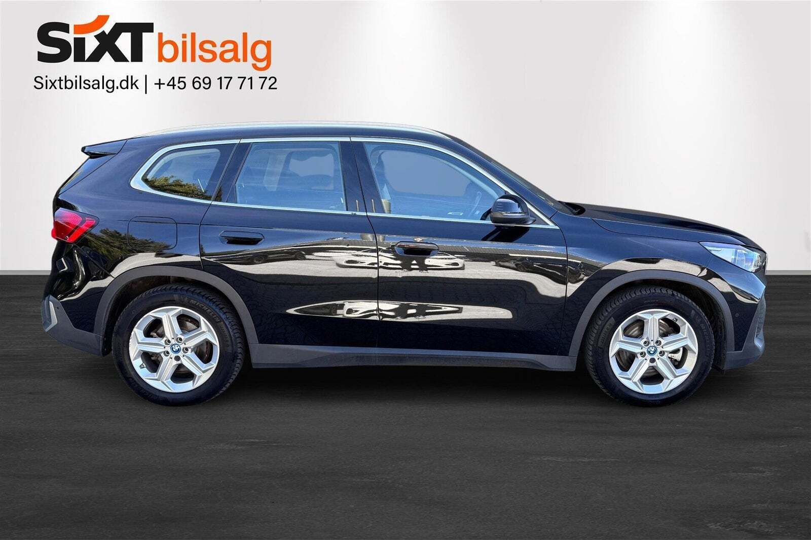 BMW iX1 xDrive30