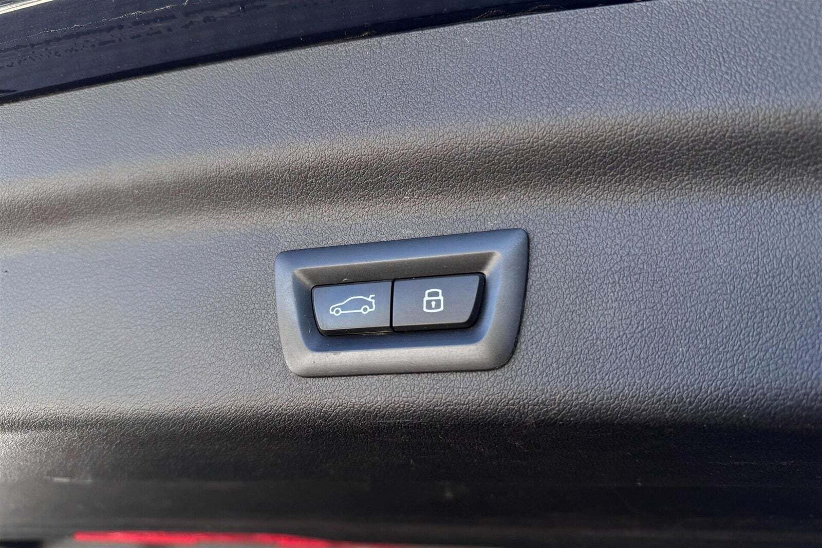 Sort BMW iX1 fra 2023