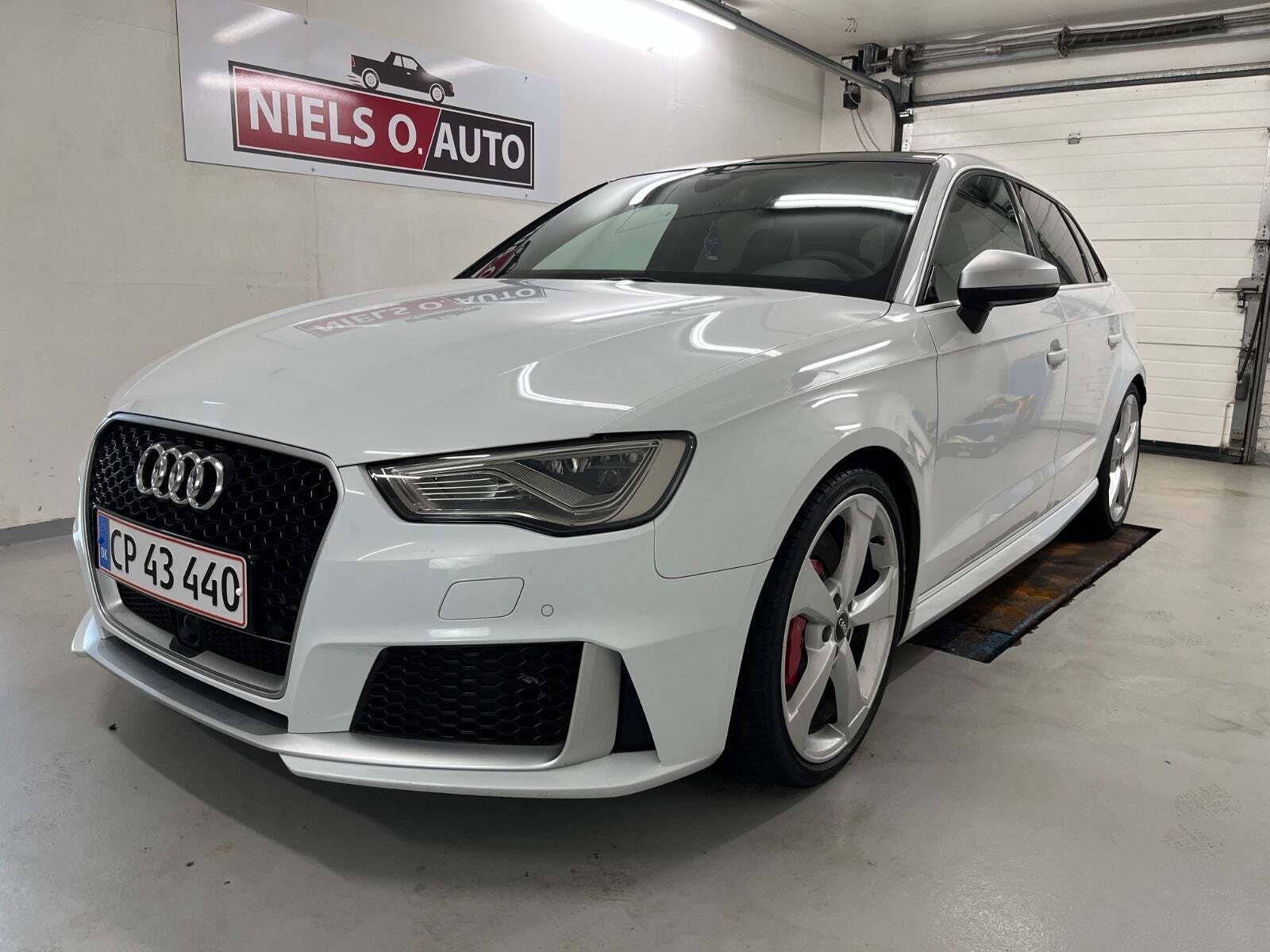 Audi RS3 2,5 TFSi Sportback quattro S-tr.