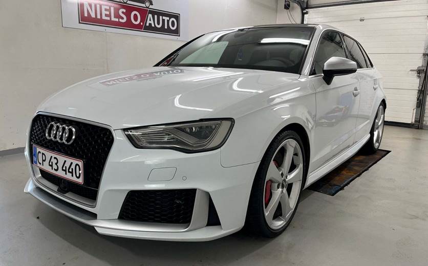 Audi RS3 2,5 TFSi Sportback quattro S-tr.