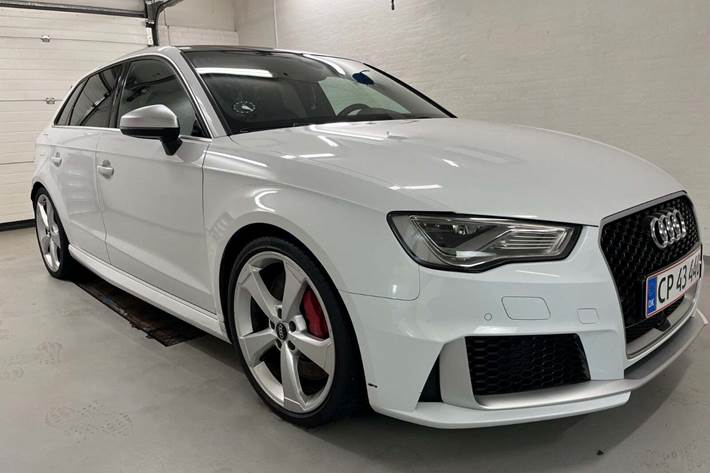 Hvid Audi RS3 fra 2016