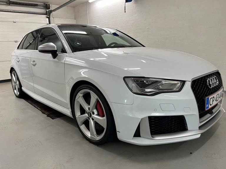 Audi RS3 2,5 TFSi Sportback quattro S-tr.