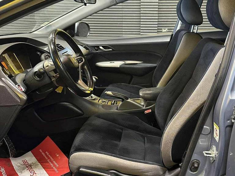 Honda Civic 1,8 Sport