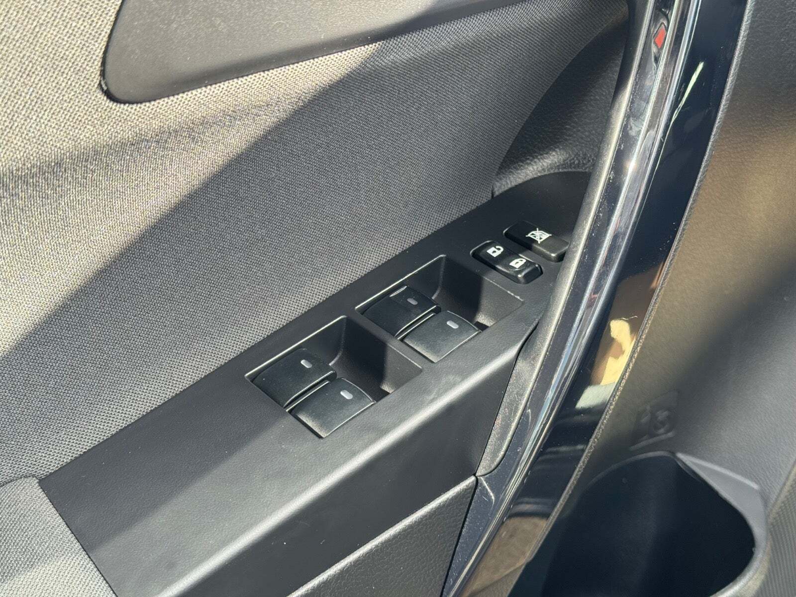 Sort Toyota Auris fra 2016