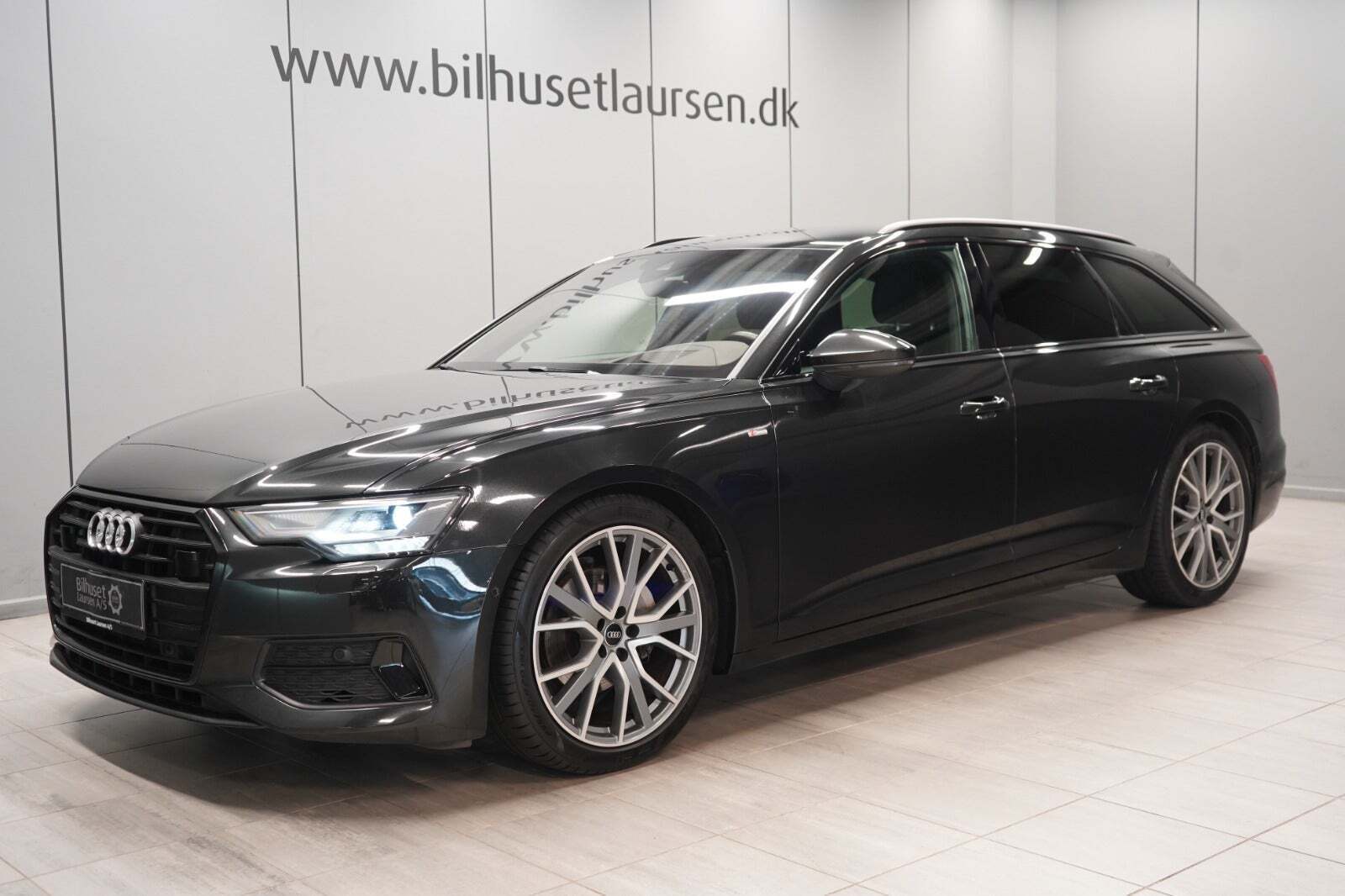 Sort Audi A6 fra 2019 set udefra