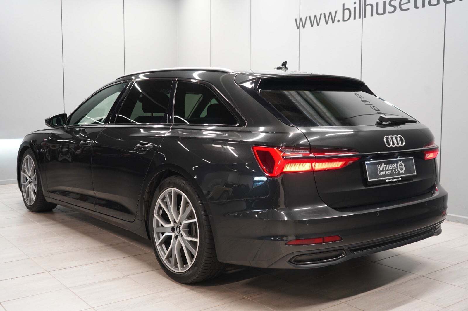 Sort Audi A6 fra 2019