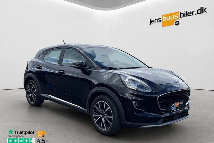 Sort Ford Puma fra 2020 set udefra