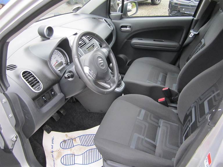 Suzuki Splash 1,0 12V GLS A/C 68HK 5d