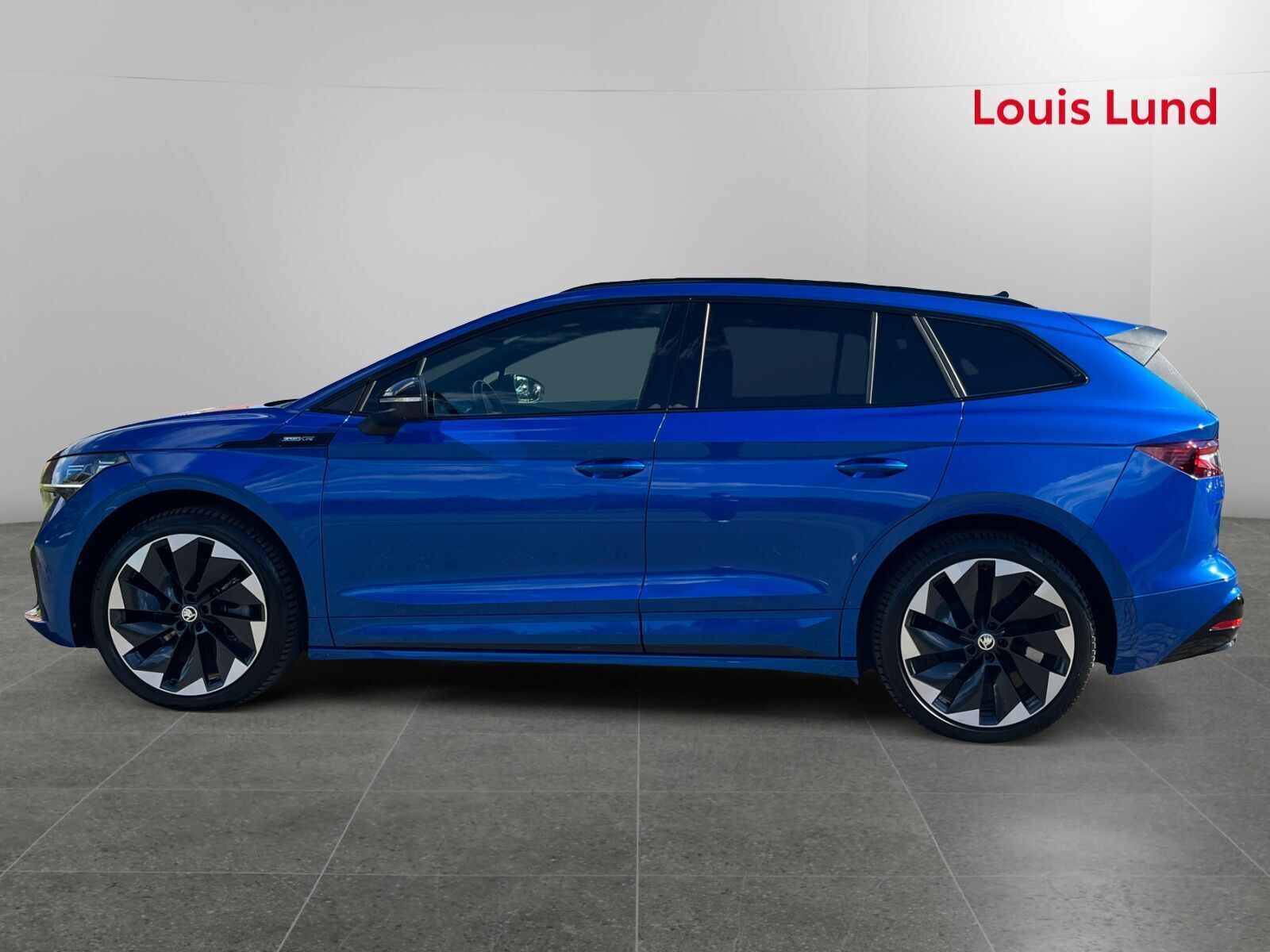 Blå Skoda Enyaq iV fra 2022