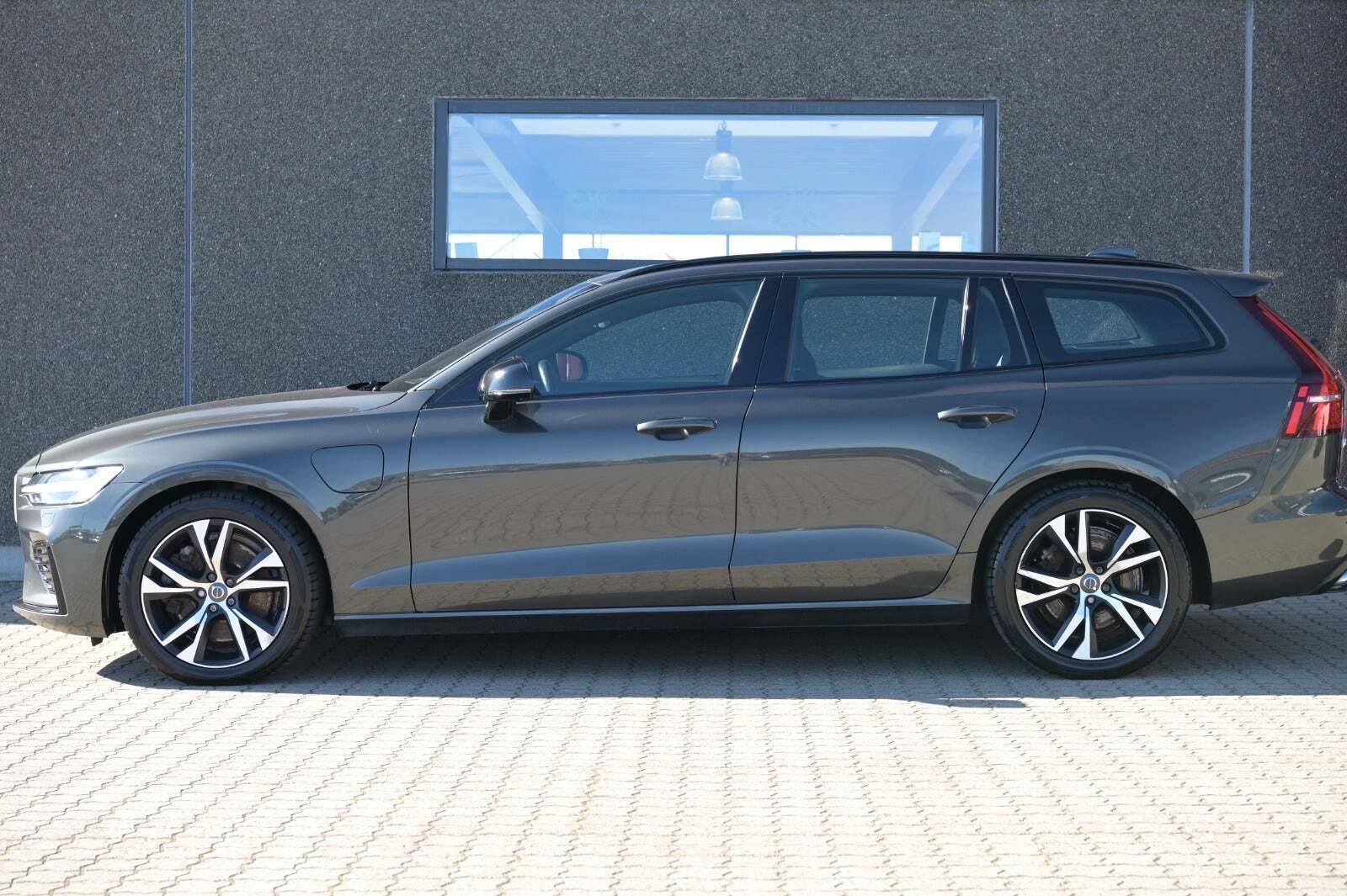 Volvo V60 2,0 T6 340 R-Design aut. AWD