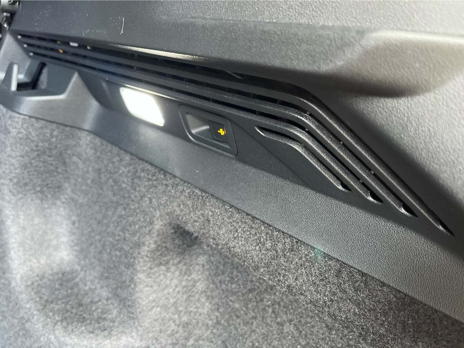 Sort VW ID.4 fra 2025