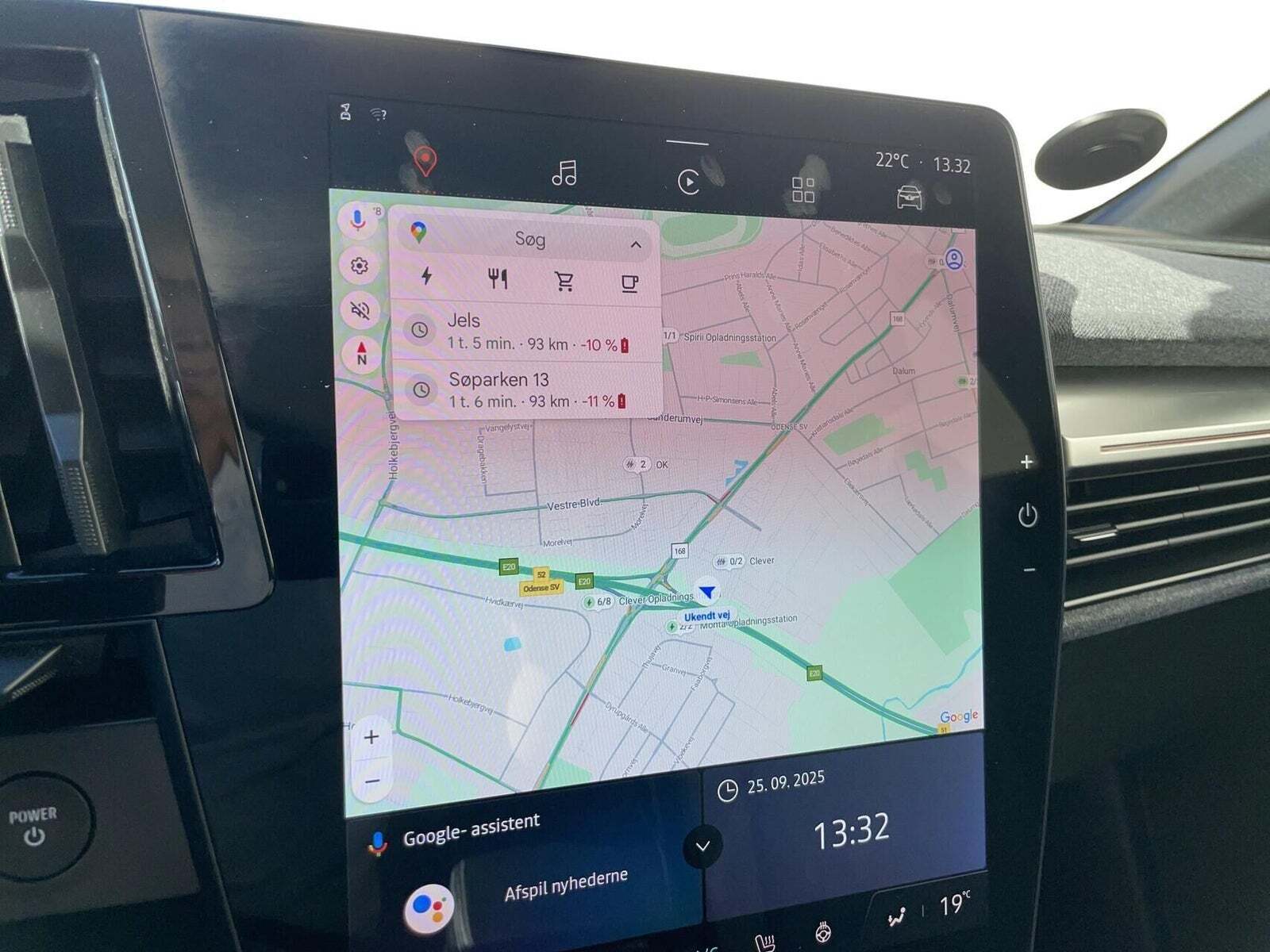 Hvid Renault Megane E-Tech fra 2023