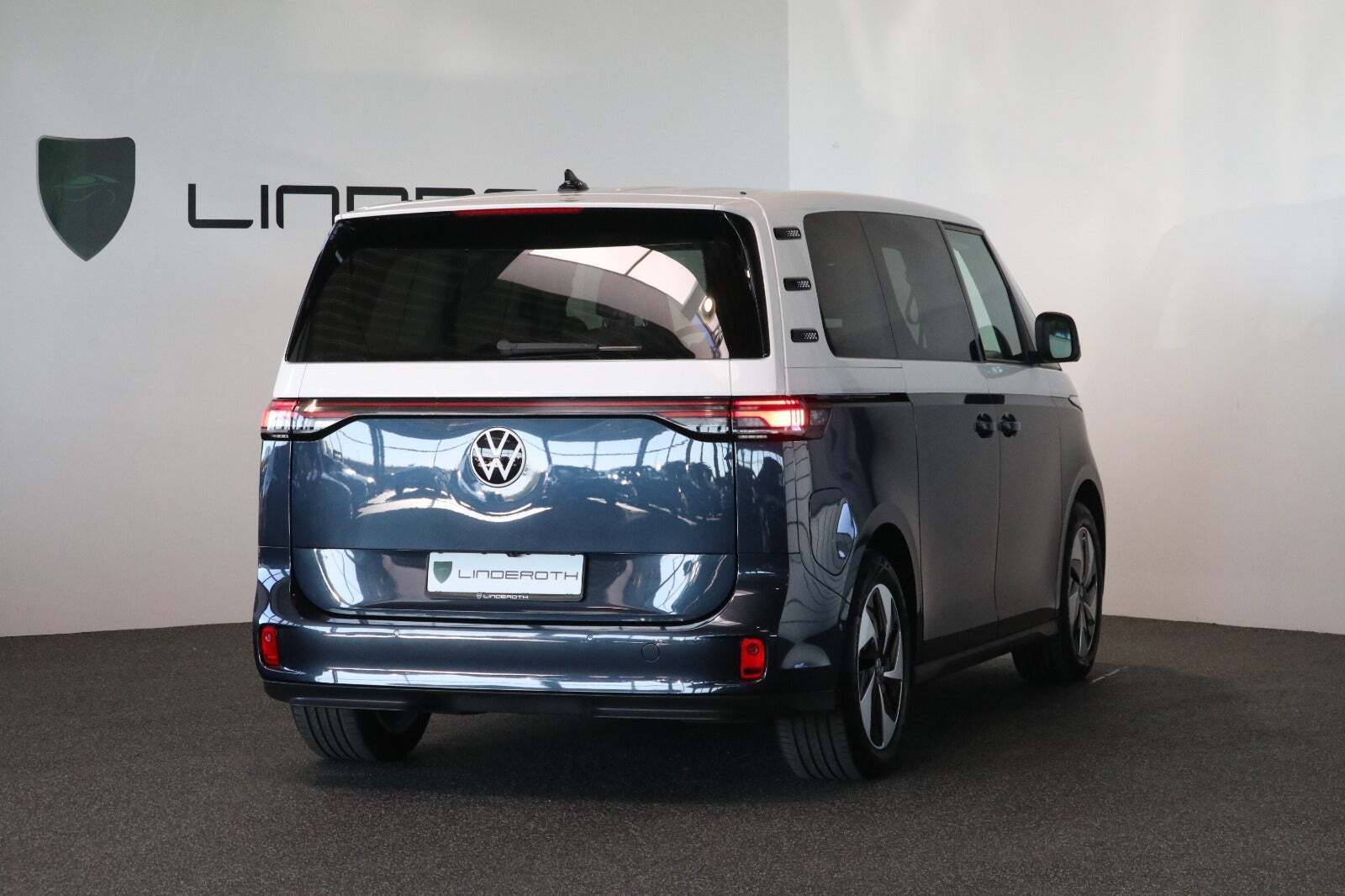 VW ID.Buzz 77 Life SWB