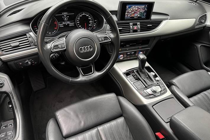 Hvid Audi A6 fra 2018