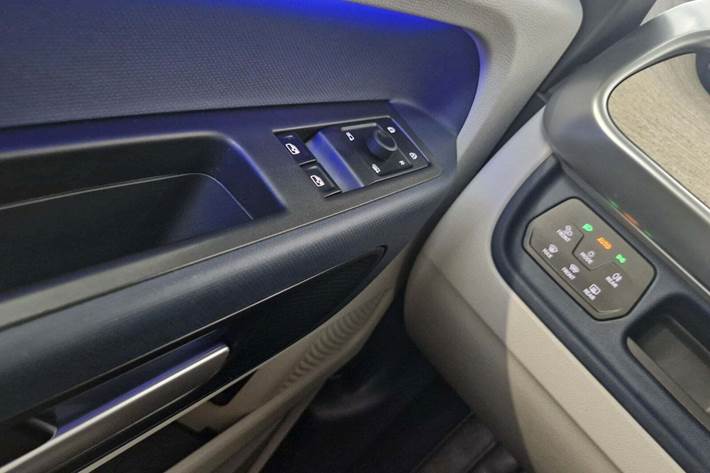 Blå VW ID.Buzz fra 2022