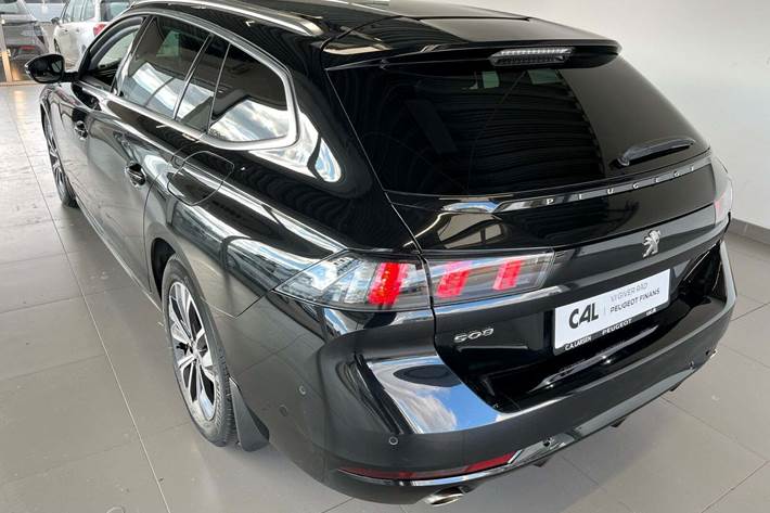 Sort Peugeot 508 fra 2021