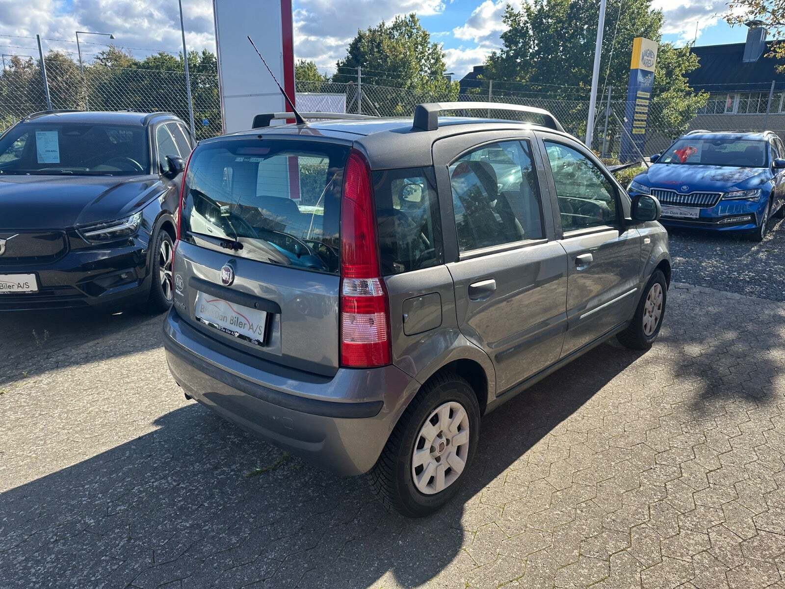 Grå Fiat Panda fra 2010