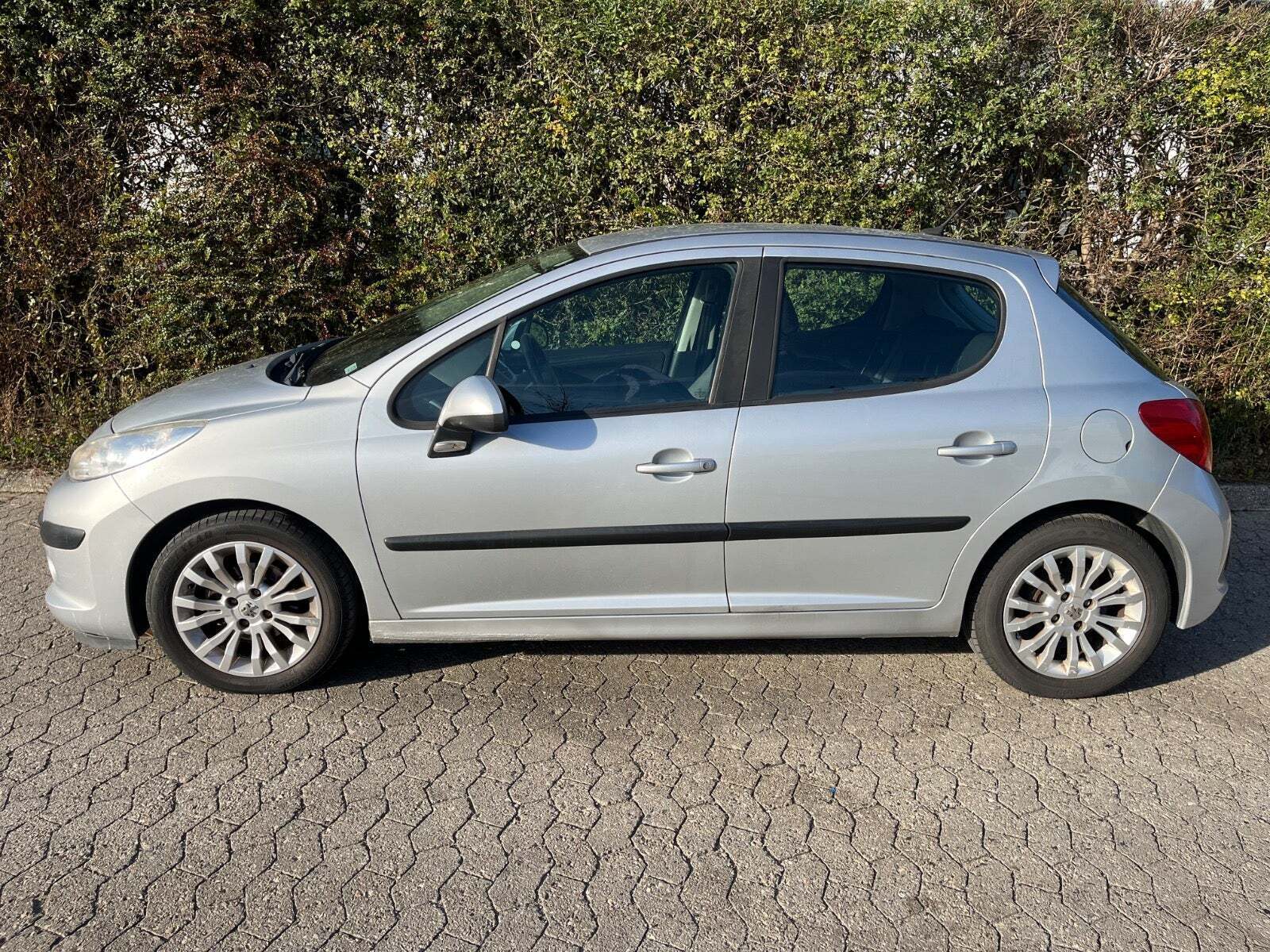 undefined Peugeot 207 fra 2007