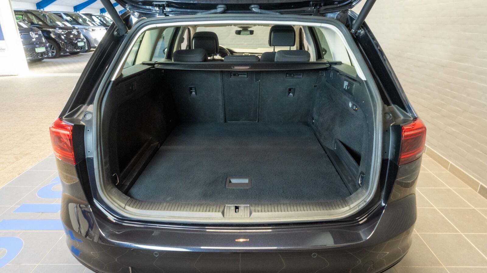 VW Passat 2,0 TDi 122 Business+ Pro Variant DSG