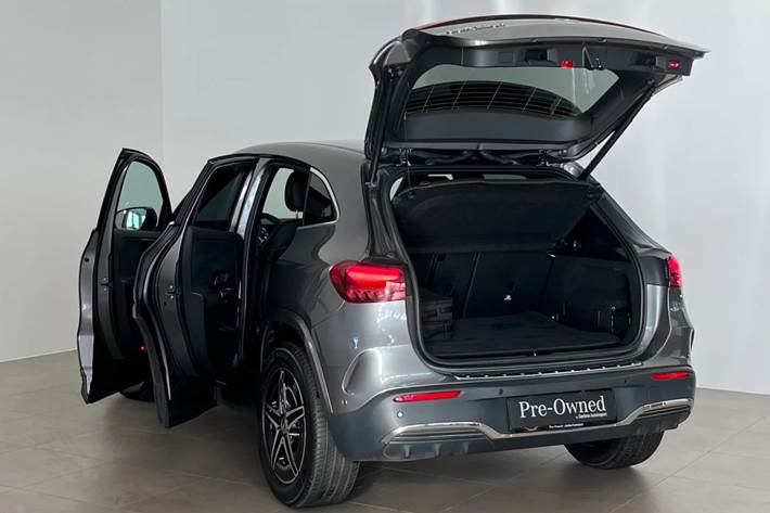 Grå Mercedes EQA250+ fra 2025