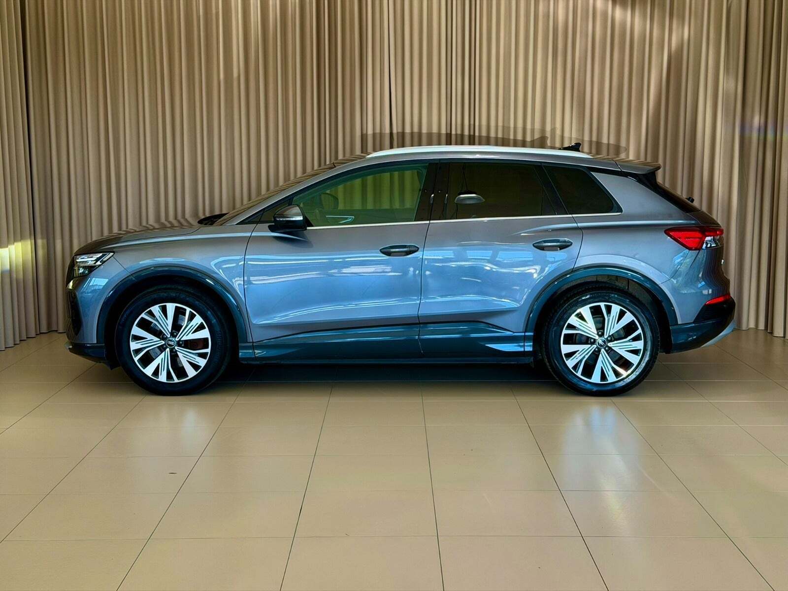 Audi Q4 e-tron 40 Attitude S-line