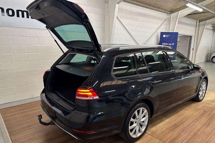 Sort VW Golf VII fra 2018