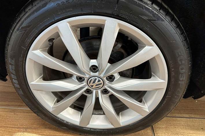 Sort VW Golf VII fra 2018