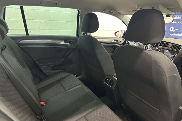Sort VW Golf VII fra 2018