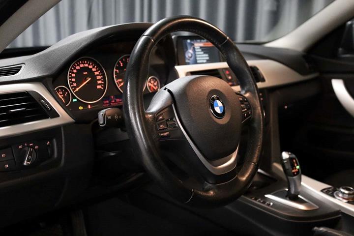 Sort BMW 420d fra 2017