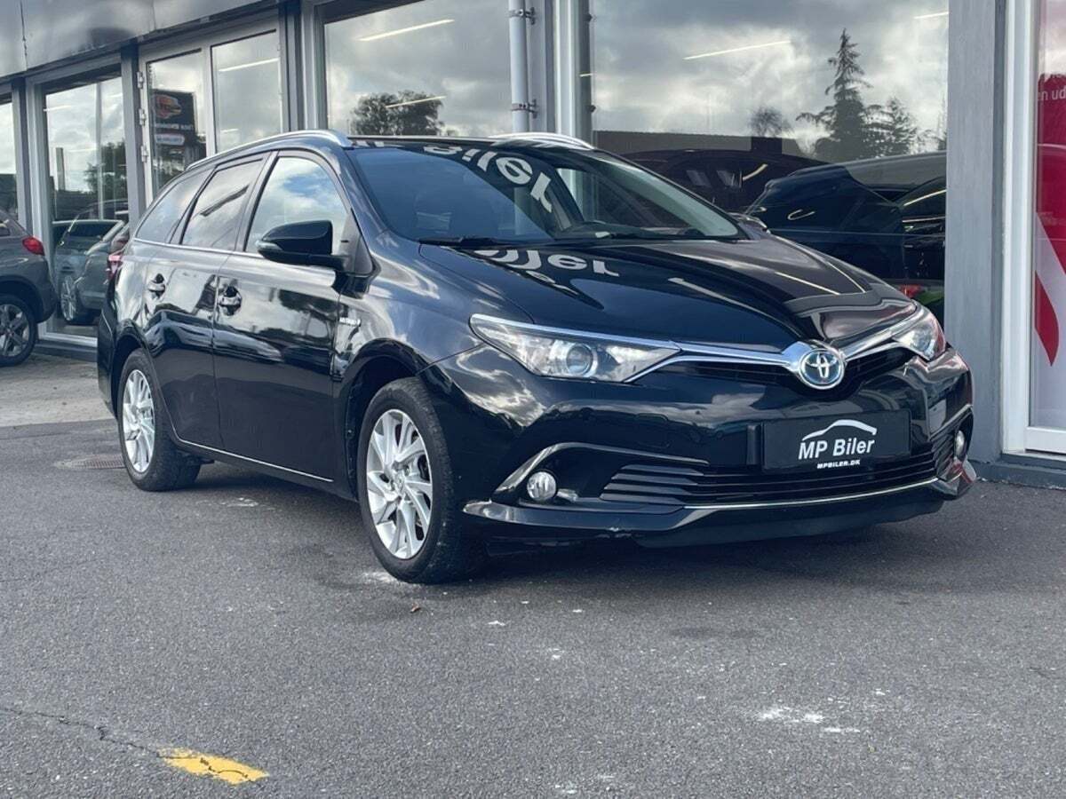 Toyota Auris 1,8 Hybrid H2 Comfort Touring Sports CVT