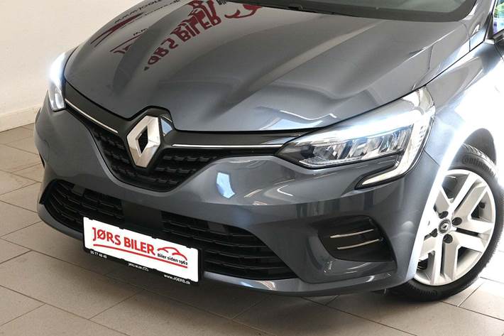 Grå Renault Clio V fra 2020