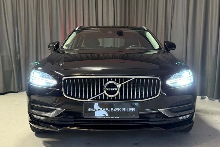 Sort Volvo V90 fra 2017