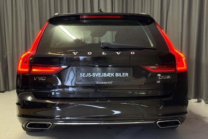 Sort Volvo V90 fra 2017